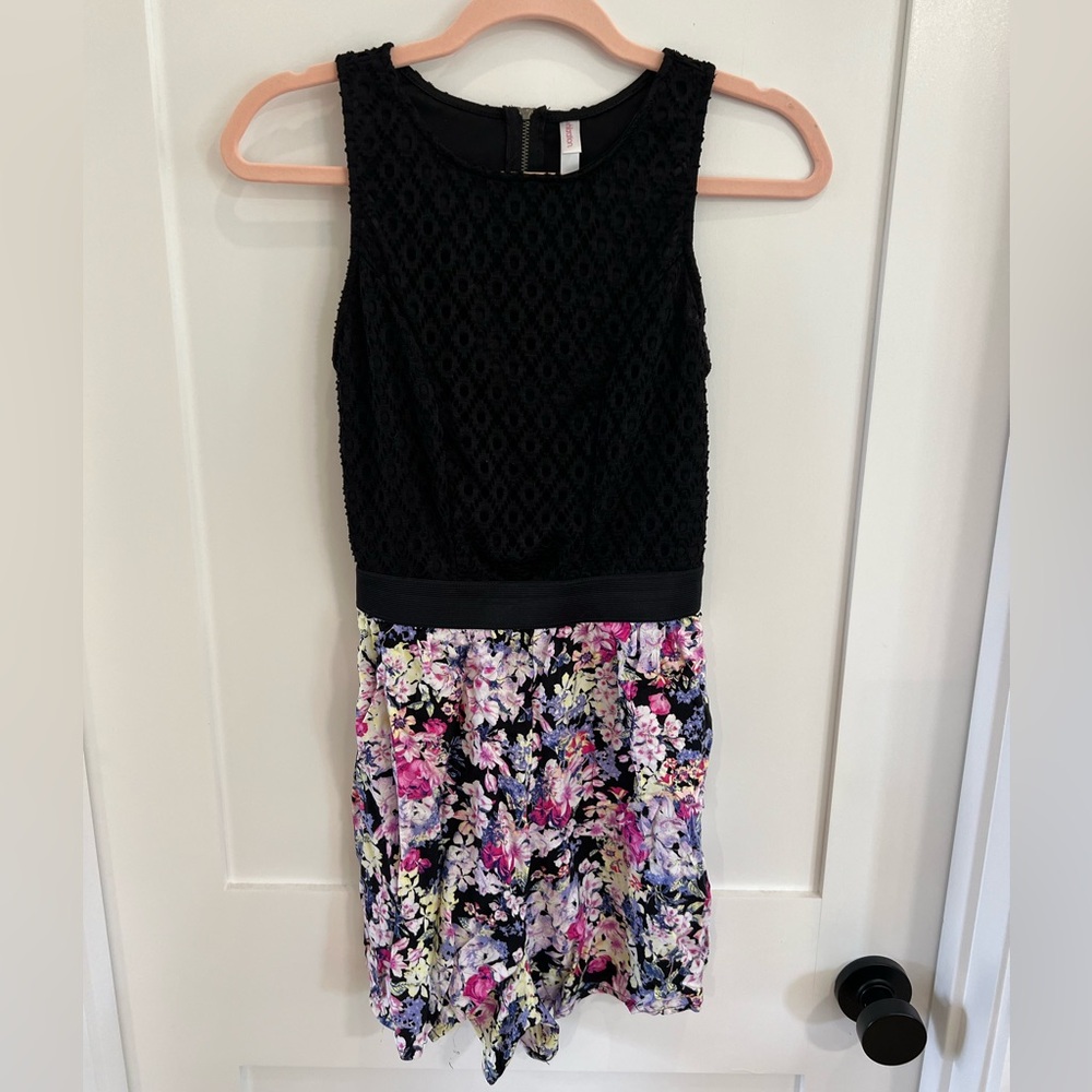 Women’s small Crotchet and floral zip back romper